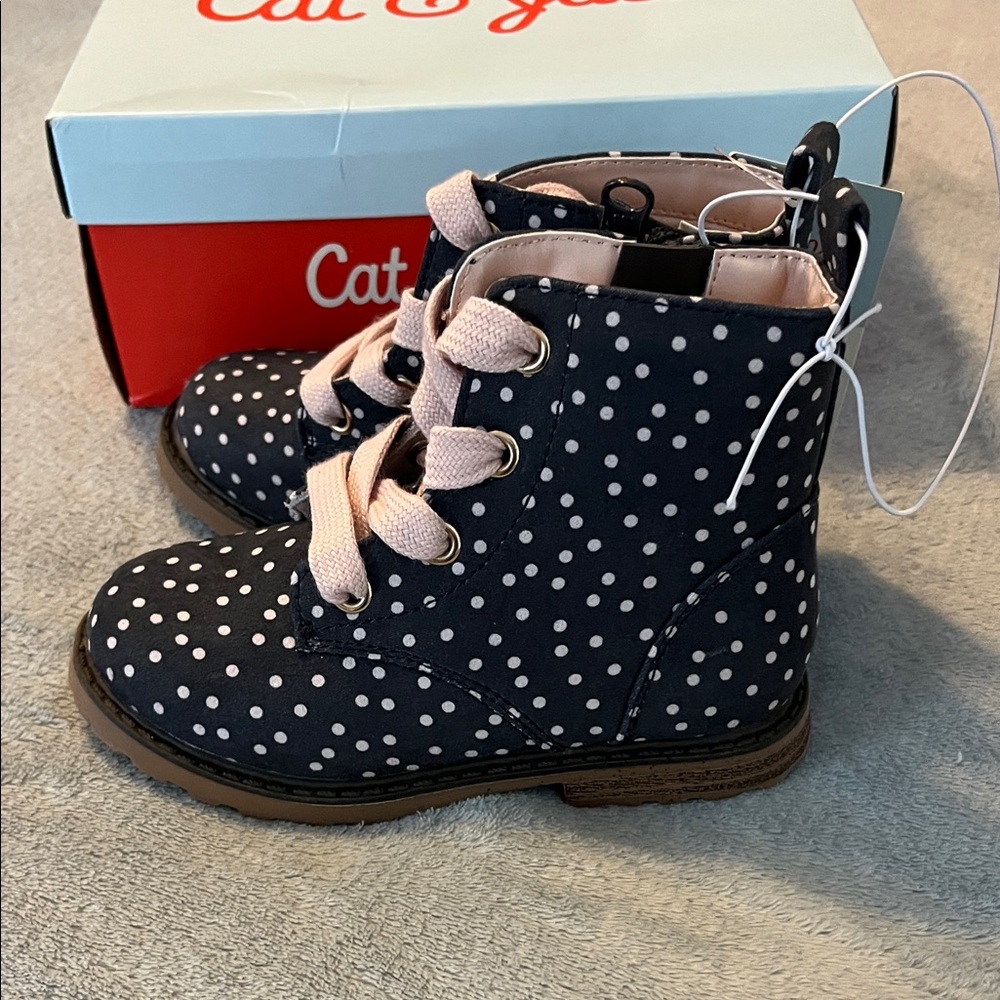 Cat & Jack Charcoal Gray Polka Dot Kids Boots with Pink Laces - Picture 6 of 9